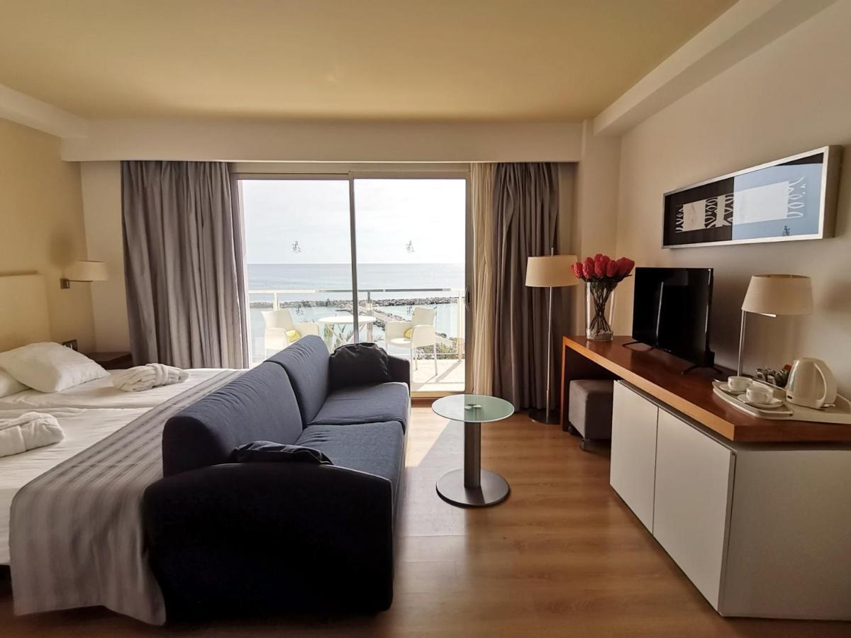 Hotel Gran Sol Cala Bona  Extérieur photo